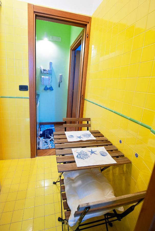 Casa "Kapri" Da Eva - Salerno Centro Con Self Check-In Exterior foto